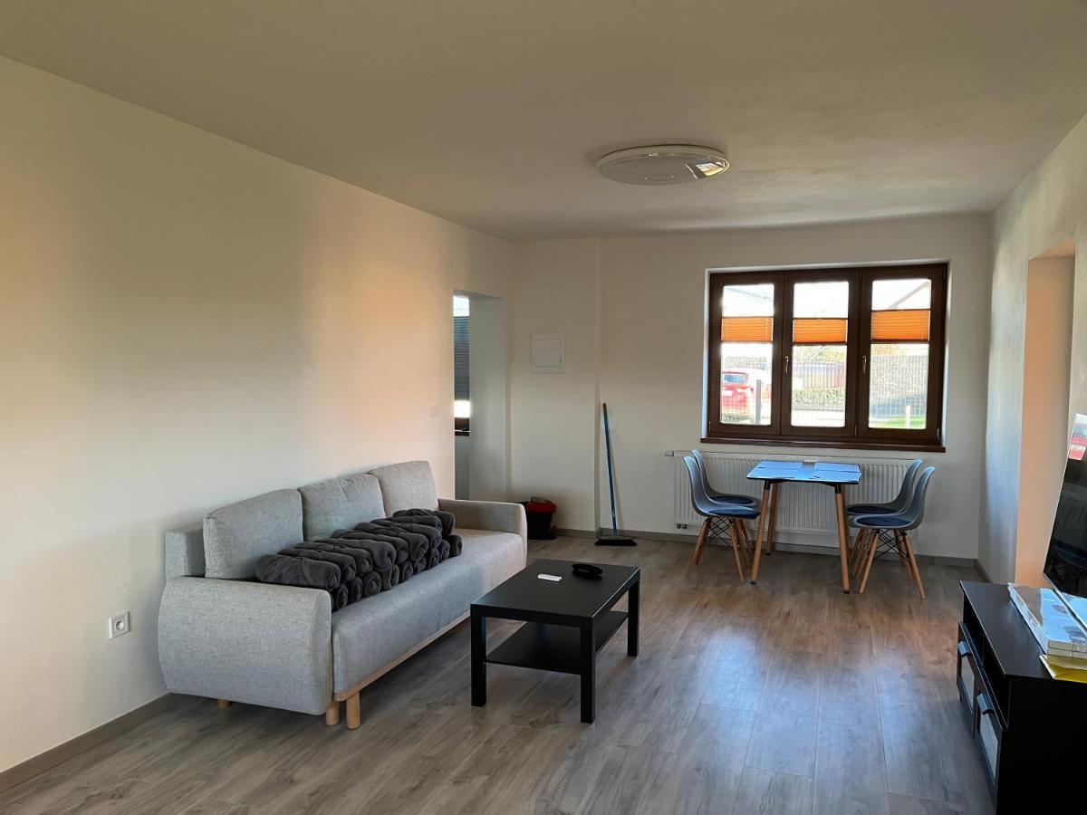 Apartment Golden Prague 78 Vestec  외부 사진