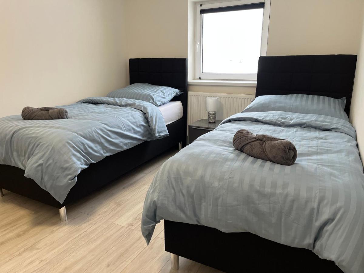 Apartment Golden Prague 78 Vestec  외부 사진