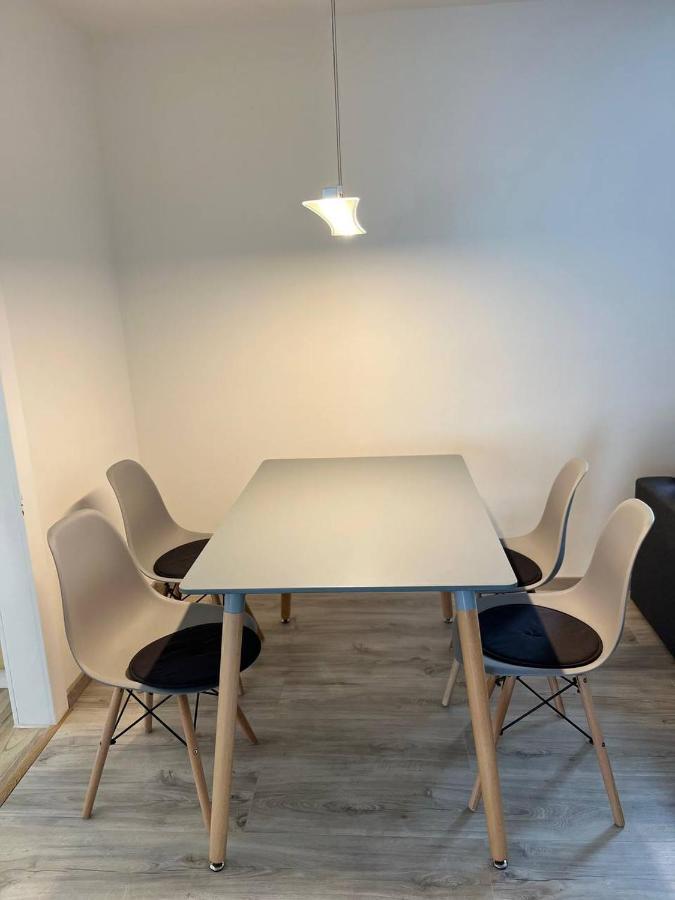 Apartment Golden Prague 78 Vestec  외부 사진