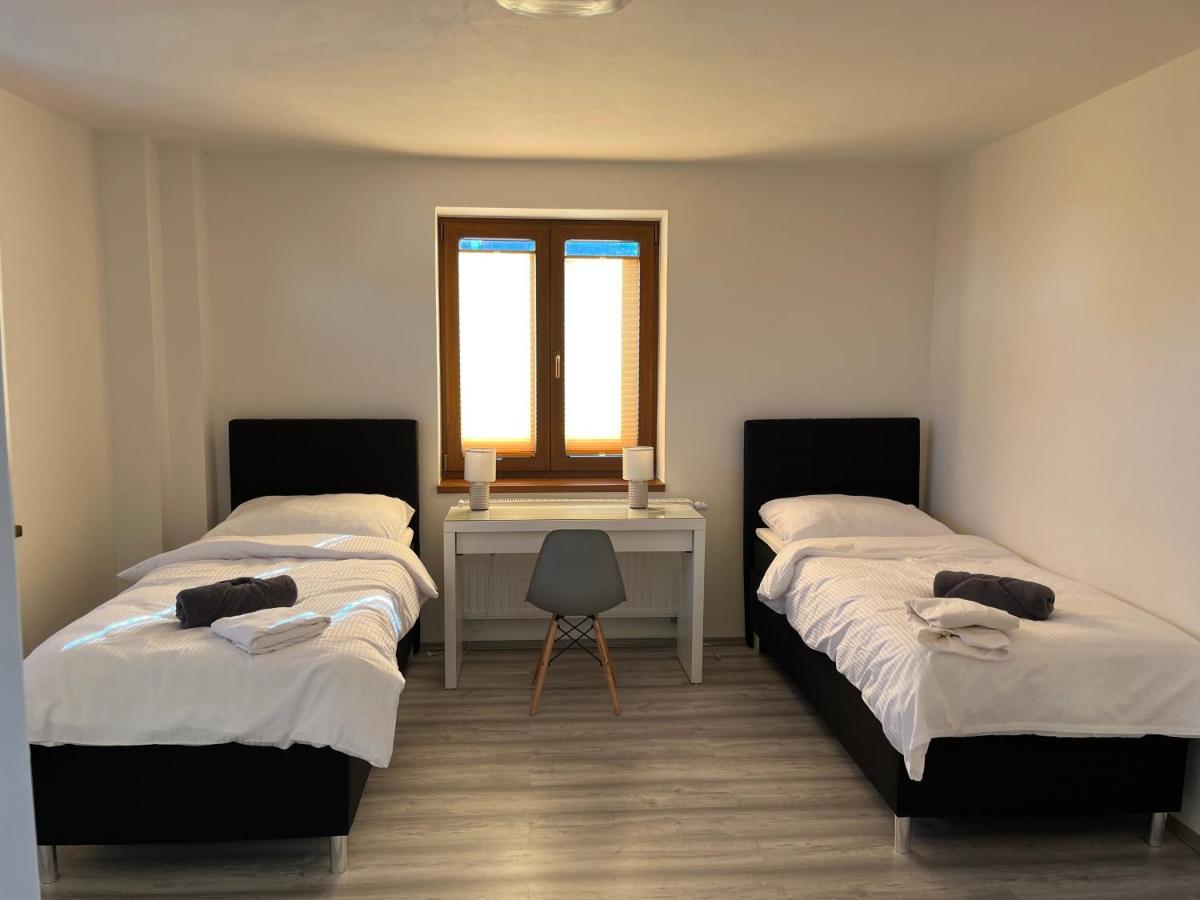 Apartment Golden Prague 78 Vestec  외부 사진
