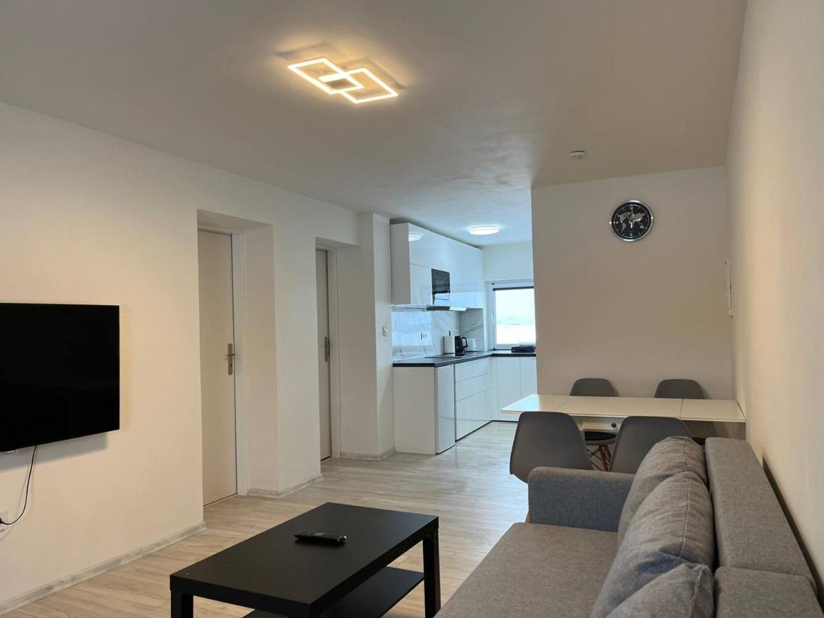 Apartment Golden Prague 78 Vestec  외부 사진