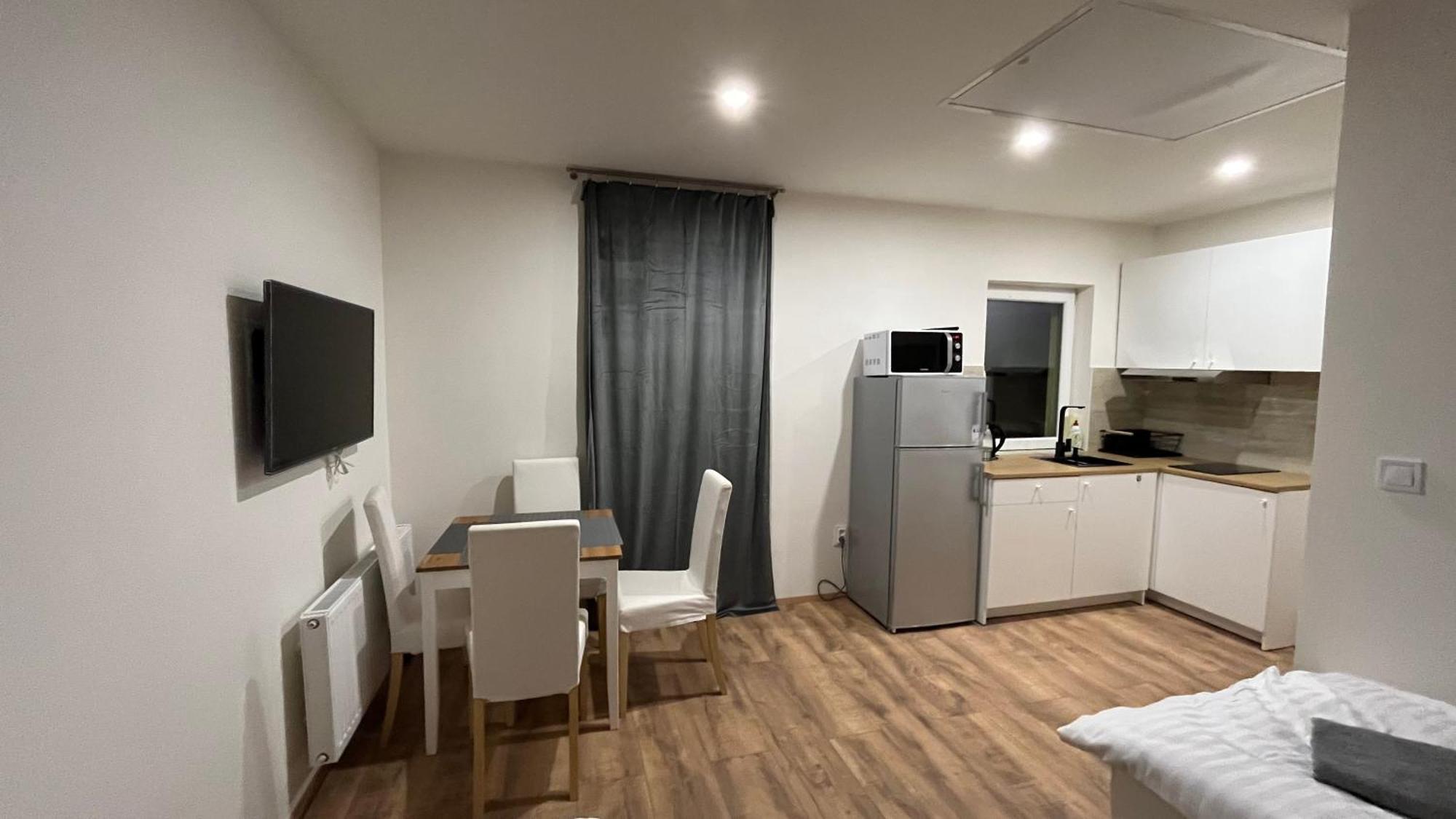 Apartment Golden Prague 78 Vestec  외부 사진